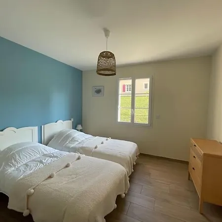 Les Cypres*maison Au Calme*piscine Chauffee Sarlat-la-Canéda